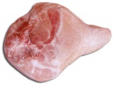 Свинина на кости в отрубах: окорок